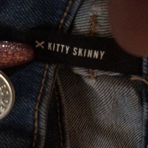 RES distressed jeans